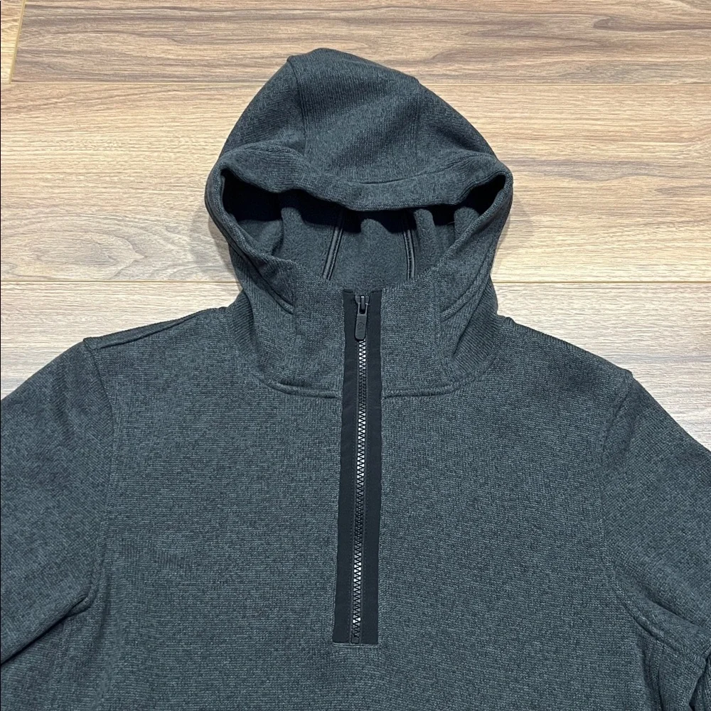 Lululemon It’s Fleecing Cold Pullover Hoodie in Heathered Black/Black Size 10